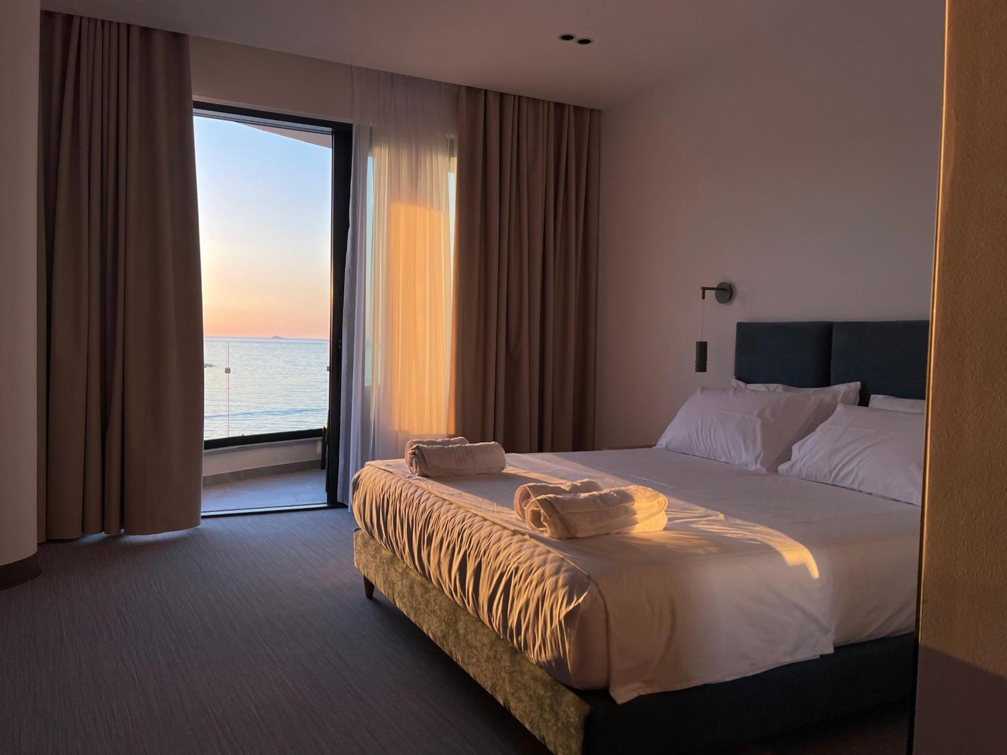 Manta Hotel كساميل المظهر الخارجي الصورة