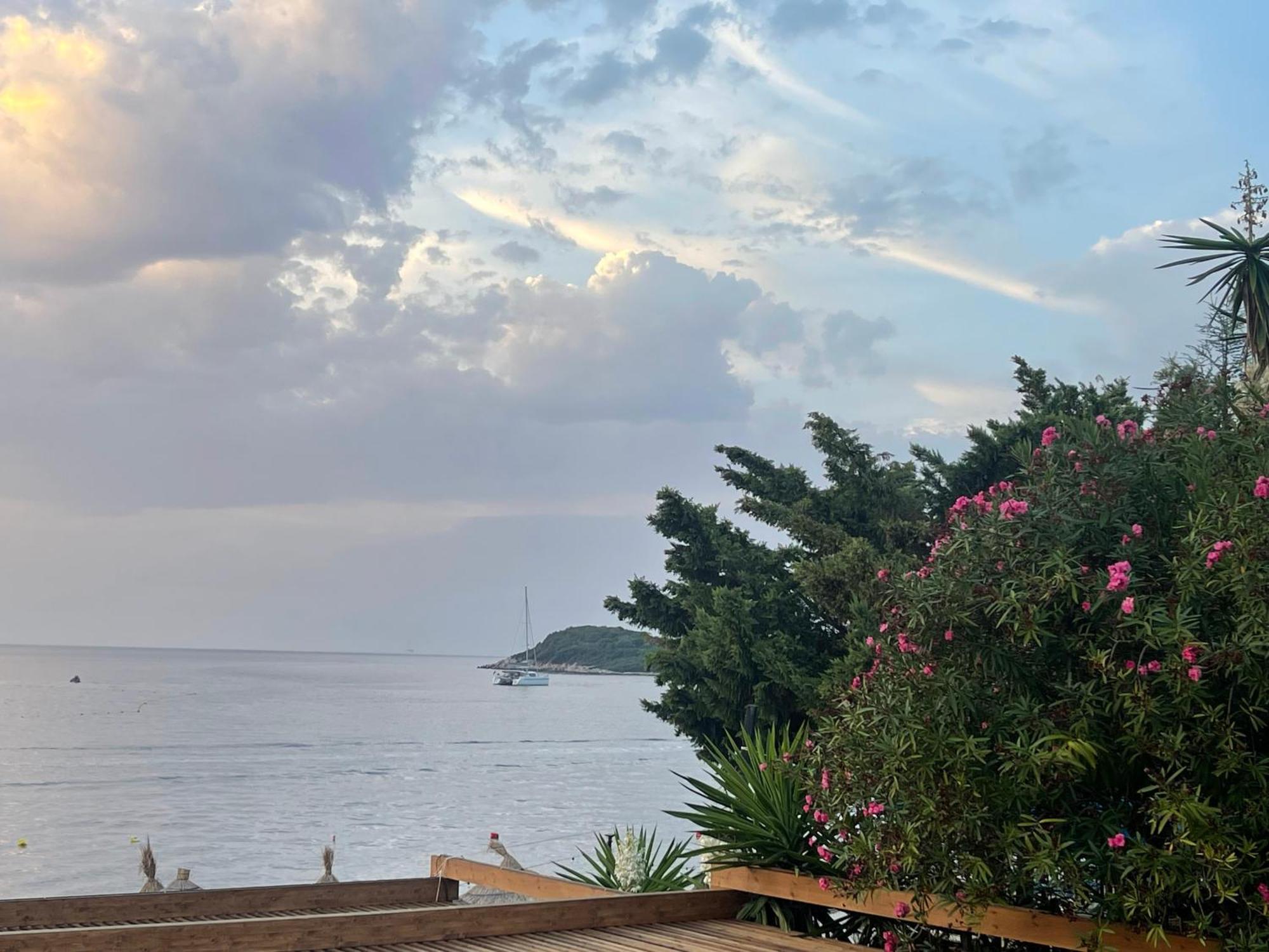 Manta Hotel كساميل المظهر الخارجي الصورة